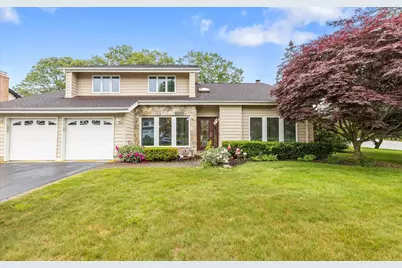 34 Oak Meadow Road, Commack, NY 11725 - Photo 1