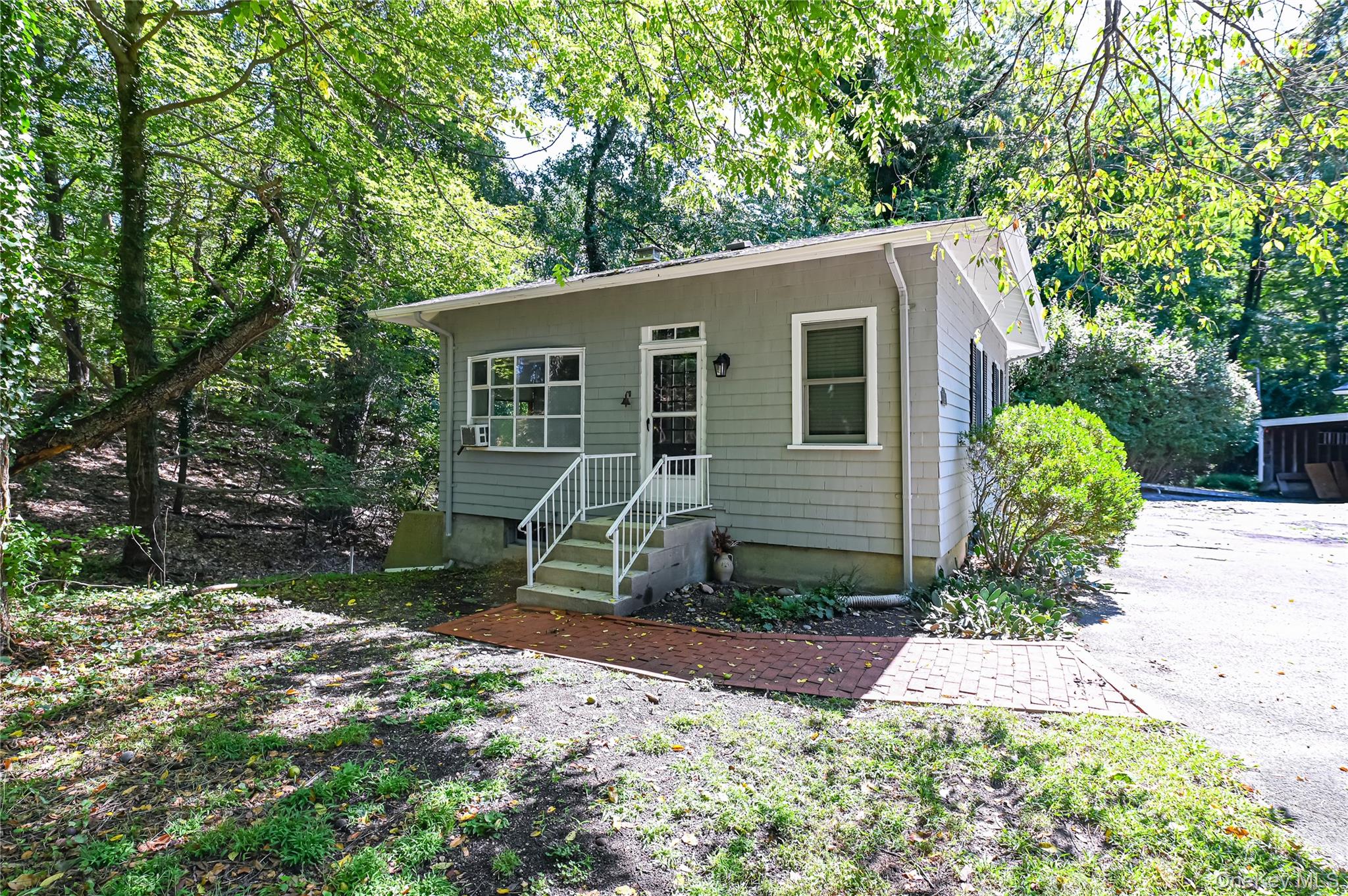 139 Cove Neck Rd, Oyster Bay, NY 11771 - MLS 874570 - Coldwell Banker