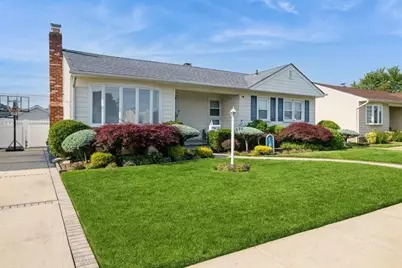 696 Byron Avenue, Franklin Square, NY 11010 - Photo 1