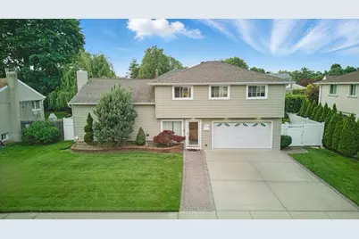 73 Fox Place, Hicksville, NY 11801 - Photo 1