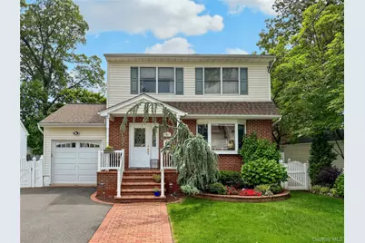 156 E Maujer Street, Valley Stream, NY 11580 - Photo 1