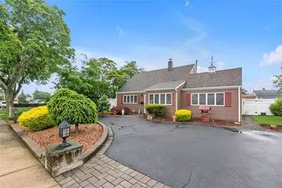 16 Crescent Lane, Levittown, NY 11756 - Photo 1