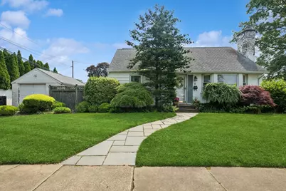 26 Croydon Drive, Merrick, NY 11566 - Photo 1