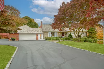 25 Fountain Drive, Valhalla, NY 10595 - Photo 1