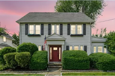 184 Chatterton Parkway, White Plains, NY 10606 - Photo 1