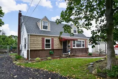 70 Islip Avenue, Islip, NY 11751 - Photo 1