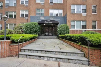 10 Lake Street #4E, White Plains, NY 10603 - Photo 1