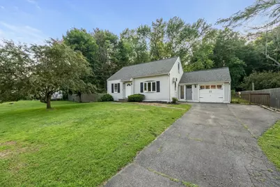 68 Henmond Boulevard, Poughkeepsie, NY 12603 - Photo 1