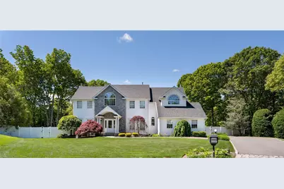 8 Greenwich Court, Shoreham, NY 11786 - Photo 1
