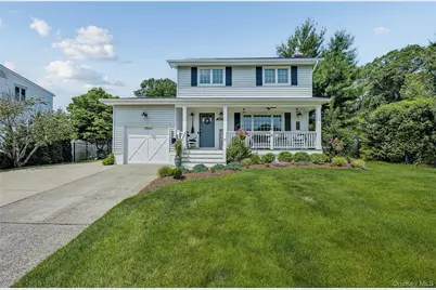 305 Devon Lane, Smithtown, NY 11787 - Photo 1