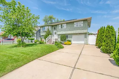 255 Rose Street, Copiague, NY 11726 - Photo 1