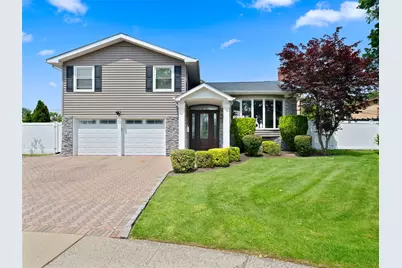 18 Neil Court, Westbury, NY 11590 - Photo 1