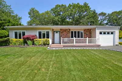 7 Amber Lane, Coram, NY 11727 - Photo 1