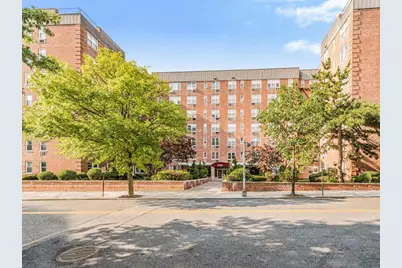 2 Sadore Lane #5N, Yonkers, NY 10710 - Photo 1