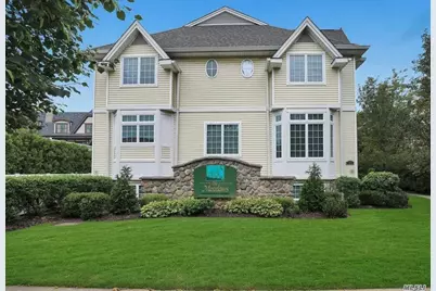 106 Morris Avenue #6, Rockville Centre, NY 11570 - Photo 1