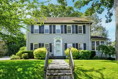 170 Hillcrest Avenue, Manhasset, NY 11030 - Photo 1