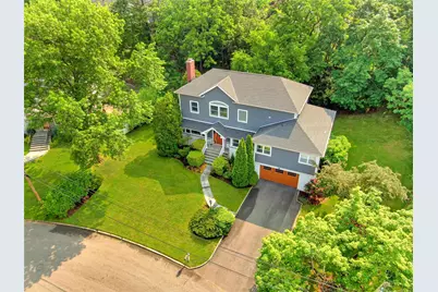 21 Winding Brook Road, New Rochelle, NY 10804 - Photo 1