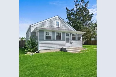 65 Schmeelk Place, Copiague, NY 11726 - Photo 1