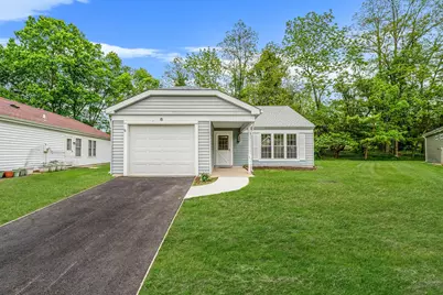 6 Lamont Court, Ridge, NY 11961 - Photo 1