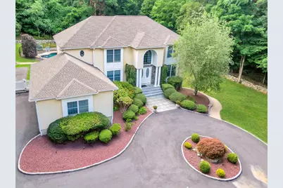 29 Brian Court, Carmel, NY 10512 - Photo 1
