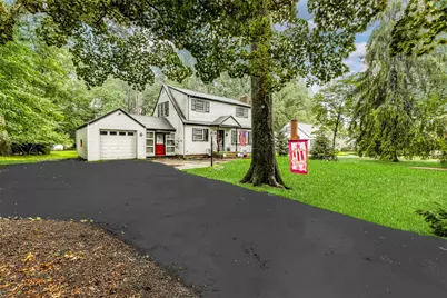 5 Woodland Place, Airmont, NY 10952 - Photo 1
