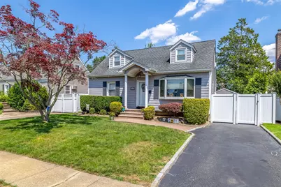 2155 Maple Street, Wantagh, NY 11793 - Photo 1