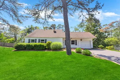 30 Redpine Drive, Medford, NY 11763 - Photo 1