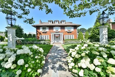 52 Nassau Boulevard, Garden City, NY 11530 - Photo 1