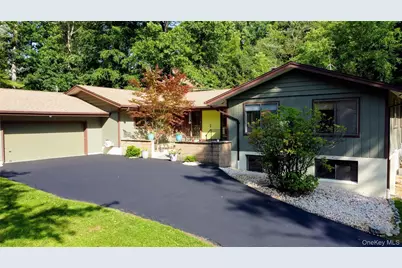 2 Innsbruck Boulevard, Hopewell Junction, NY 12533 - Photo 1