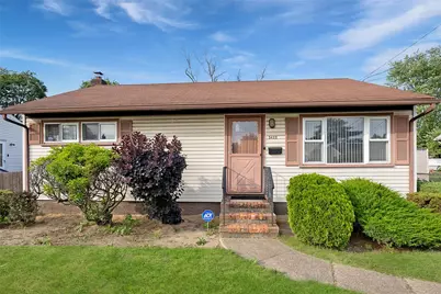 3422 Great Neck Road, Amityville, NY 11701 - Photo 1