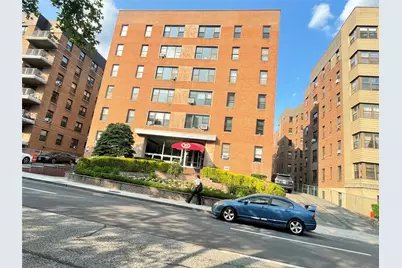 10 N Broadway #2G, White Plains, NY 10601 - Photo 1