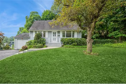 5 Hillaire Place, Nanuet, NY 10954 - Photo 1