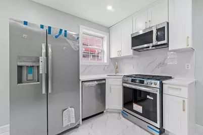 2819 Schurz Avenue, Bronx, NY 10465 - Photo 1