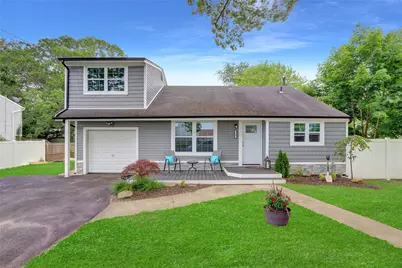 639 Jayne Boulevard, Port Jefferson Station, NY 11776 - Photo 1