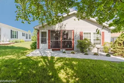 33 Gables Blvd, Poughkeepsie, NY 12603 - Photo 1