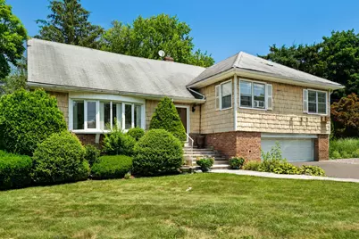 63 Bonnie Meadow Road, Scarsdale, NY 10583 - Photo 1