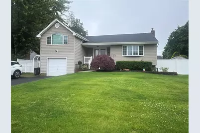 8 Primrose Lane, Kings Park, NY 11754 - Photo 1