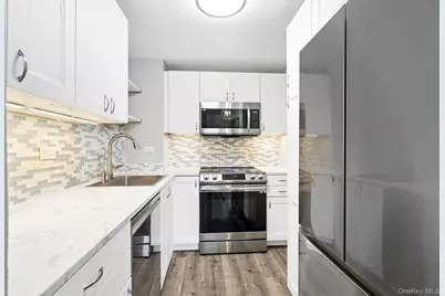 55 McKinley Avenue #D3-14, White Plains, NY 10606 - Photo 1