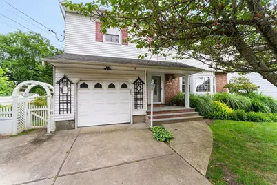 2609 Parkview Place, Baldwin, NY 11510 - Photo 1