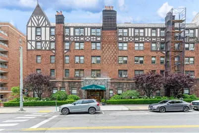 68 E Hartsdale Avenue #6M, Hartsdale, NY 10530 - Photo 1