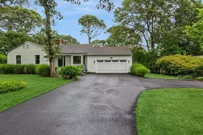 11065 Old Sound Avenue, Mattituck, NY 11952 - Photo 1