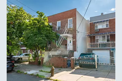 2525 Radcliff Avenue, Bronx, NY 10469 - Photo 1