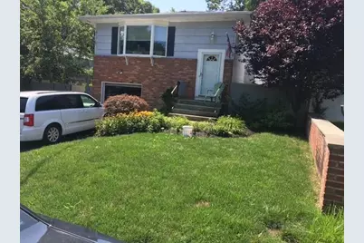 10 Talman Place, Dix Hills, NY 11746 - Photo 1