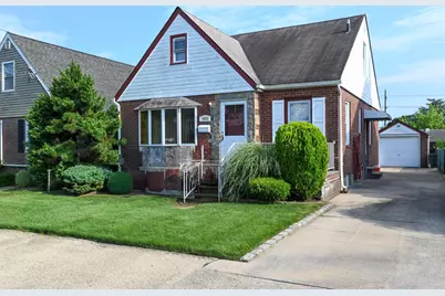 1055 Rosegold Street, Franklin Square, NY 11010 - Photo 1