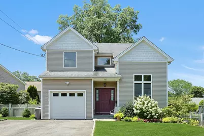 195 Warren Avenue, Hawthorne, NY 10532 - Photo 1