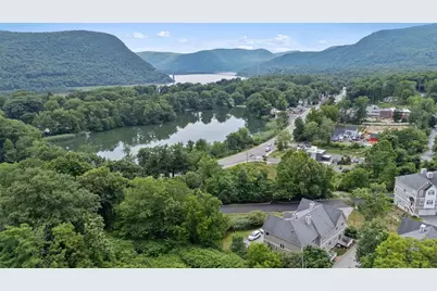 6 Lakeview Drive, Fort Montgomery, NY 10922 - Photo 1