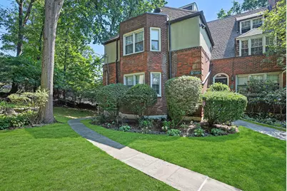52 Underhill Road #2B, Scarsdale, NY 10583 - Photo 1