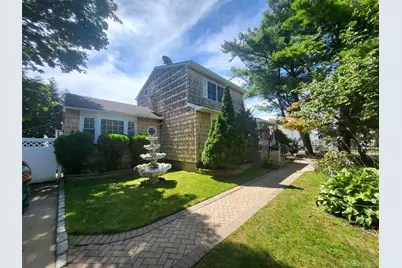 413 51st Street, Lindenhurst, NY 11757 - Photo 1