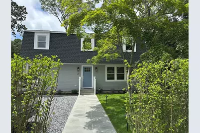 20 Oak Grove Road, Southampton, NY 11968 - Photo 1