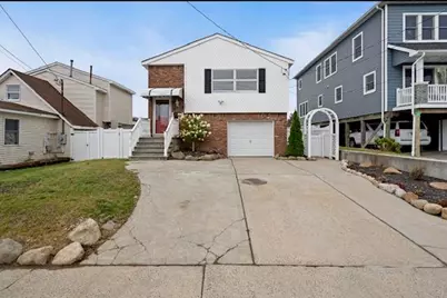 881 Surf Street, Lindenhurst, NY 11757 - Photo 1